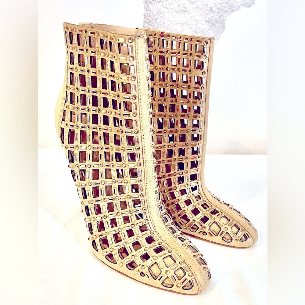 NWOT GUESS RANDIR RHINESTONE EMBELLISHED STILETTO ANKLE BOOTIES CAGED - Picture 3 of 9